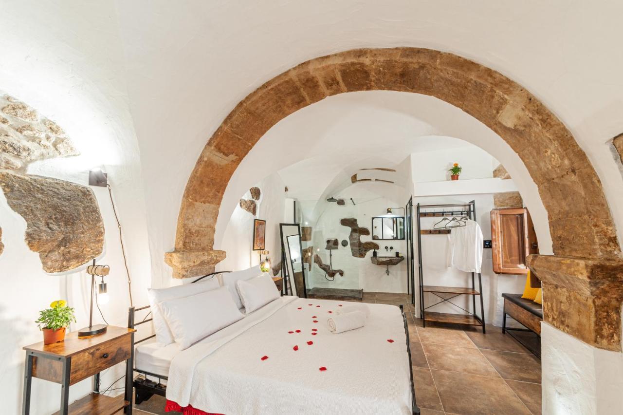 Romantic Loft With Jacuzzi In The Castle Castelsardo Kültér fotó
