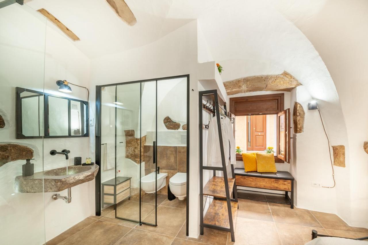 Romantic Loft With Jacuzzi In The Castle Castelsardo Kültér fotó